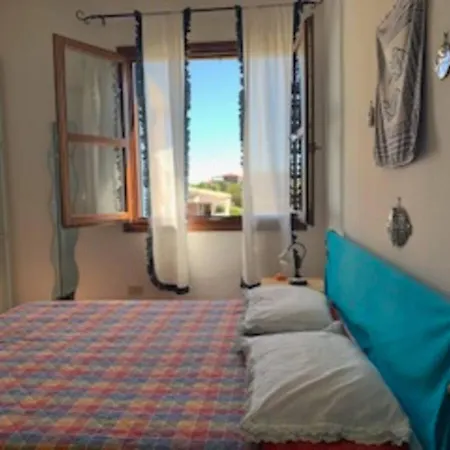 Lägenhet Casa Mare Olbia *